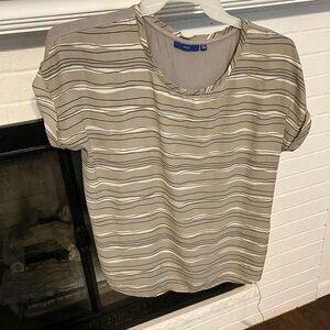 Apt 9 size PXL ladies short sleeved striped shirt.  Green, black and white